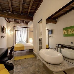 Uitgebreide Kamer met een King Size Bed